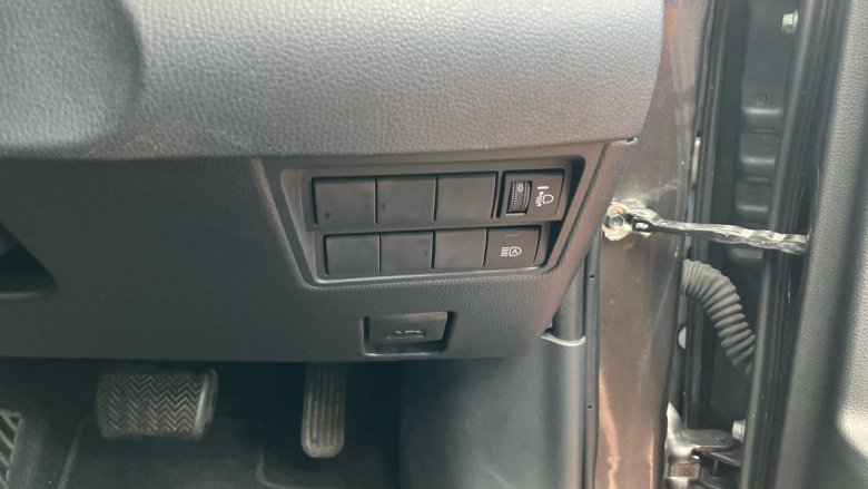 Toyota Yaris Cross 1.5 Hybrid Design 5dr CVT Hybrid Estate